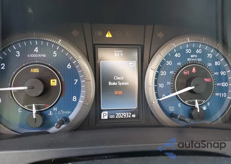 2017 Toyota Sienna Xle 8 Passenger from USA, damaged, VIN 5TDYZ3DC3HS858294